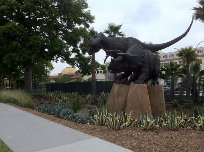 483148_10151077771719643_695944447_n