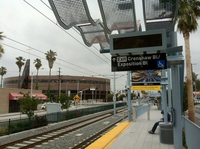 527148_10151077772224643_1682849651_n