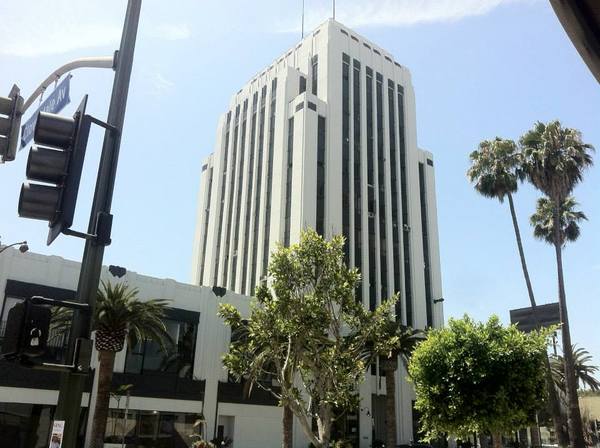 Wilshire-La Brea - Dominguez-Wilshire Building (1930)