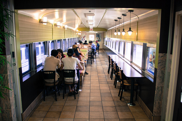 Seating inside the Barstow Station McDonald's | Photo: Derek Bruff/Flickr/Creative Commons