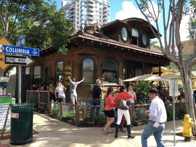 Queenstown Public House