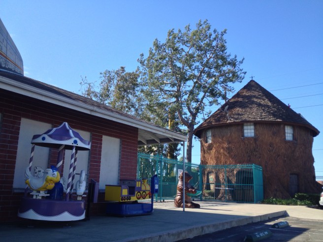 Adventure City Party Tree