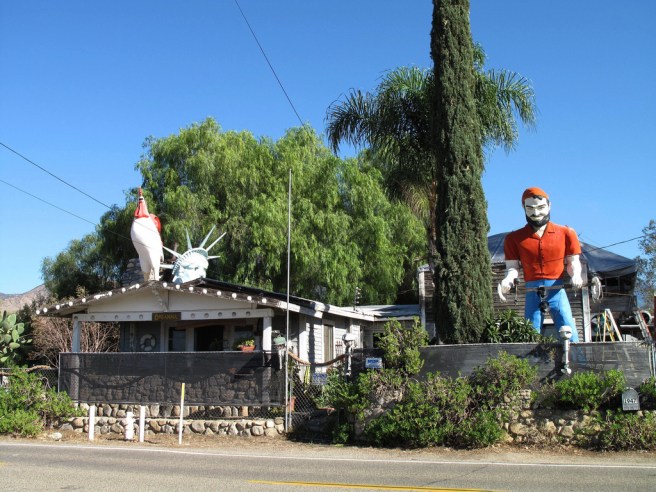 Briannas Place, Mentone CA (Image source: voo_doolady)