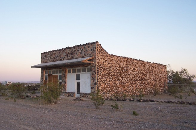 Beautiful Downtown Vidal, California (Image source: )