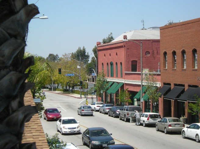 Downtown Redlands (Image source: Pibzz)