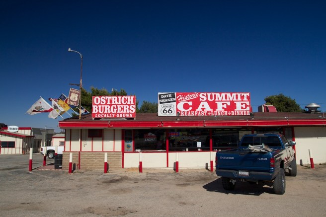 Summit Inn (Image source: JOSHMC)