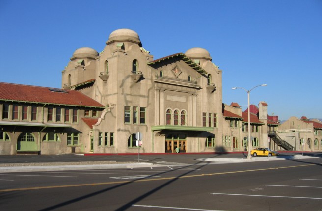 Streetside of San Bernardino Santa Fe Depot (Image source: Oakshade)