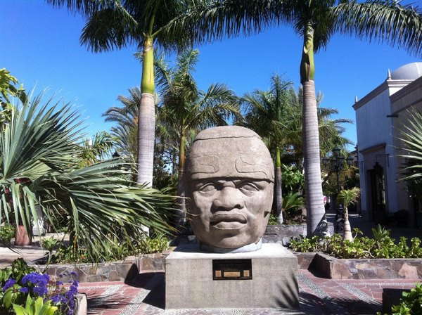 Long Beach - Olmec colossal head