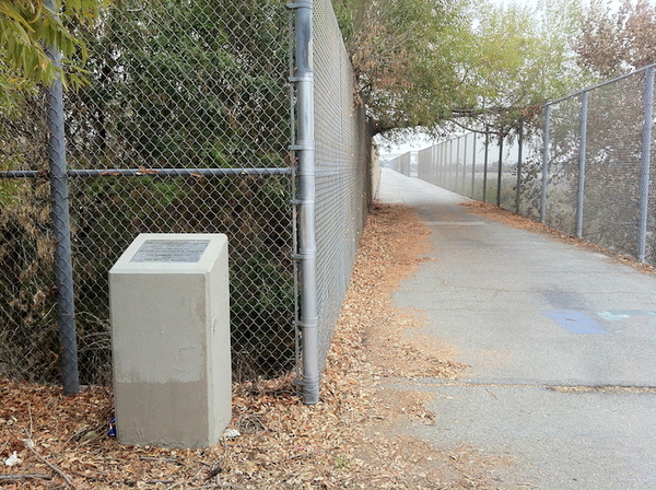 Puente Largo Railway Bridge in Azusa