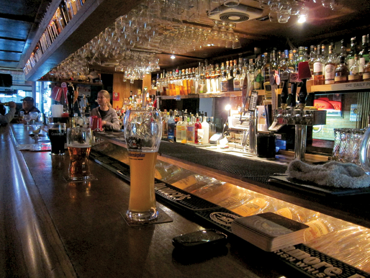 Inside the Daily Pint -- source: EthenWithAnE