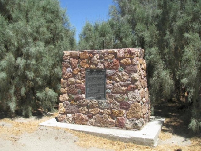 4906874-California_Historical_Marker_No_130_Willow_Springs