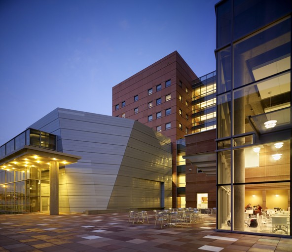 Colburn_ext_plaza_night_shot