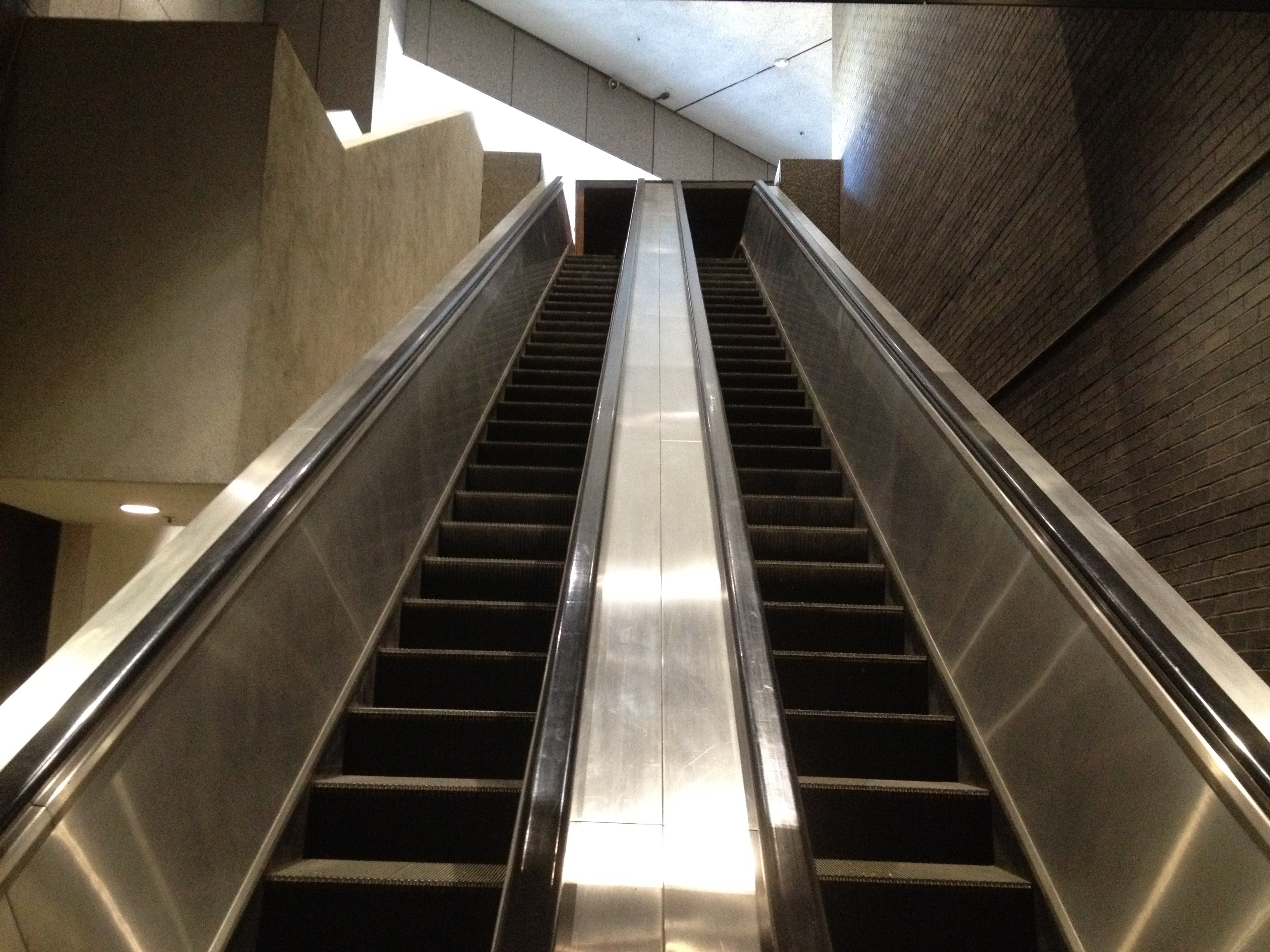 escalator