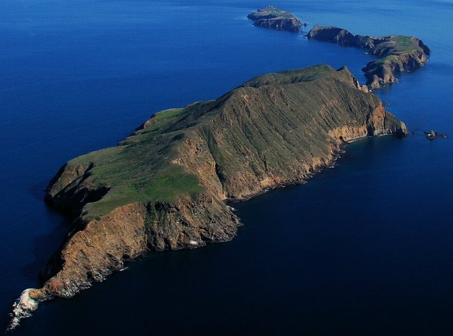 Anacapa-Island_KT3Q-6