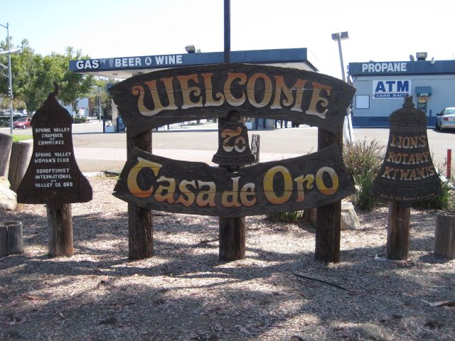 Casa de Oro Sign