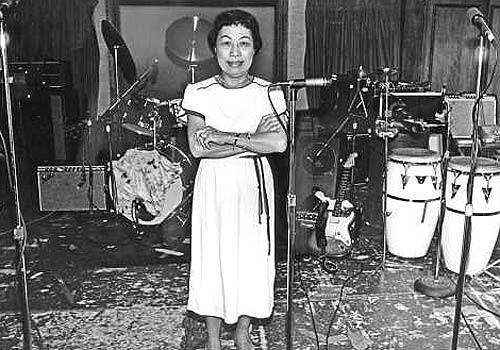 Esther Wong 1917-2005 asiansmakingmusic.tumblr.com