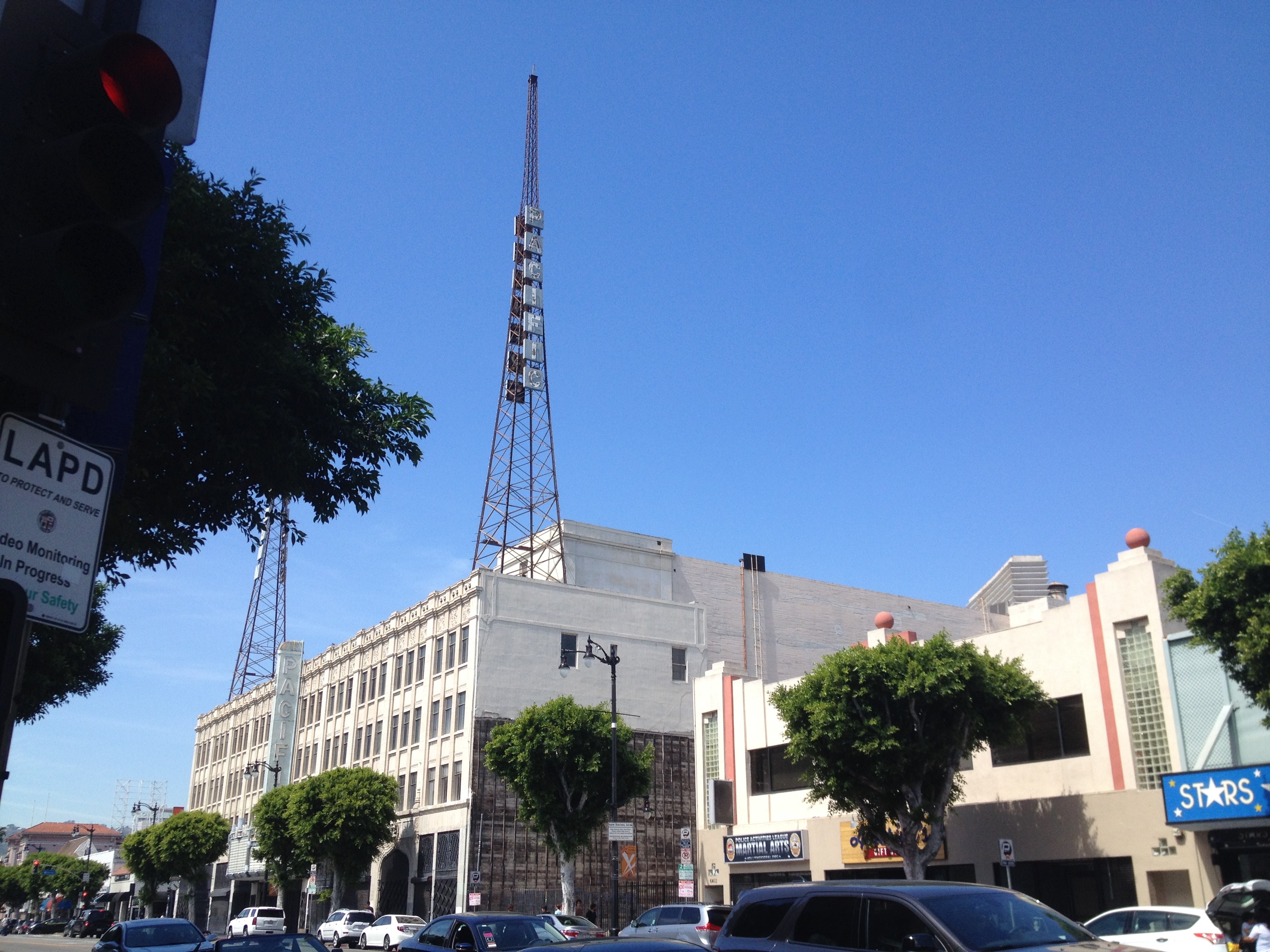 Hollywood Pacific Theatre