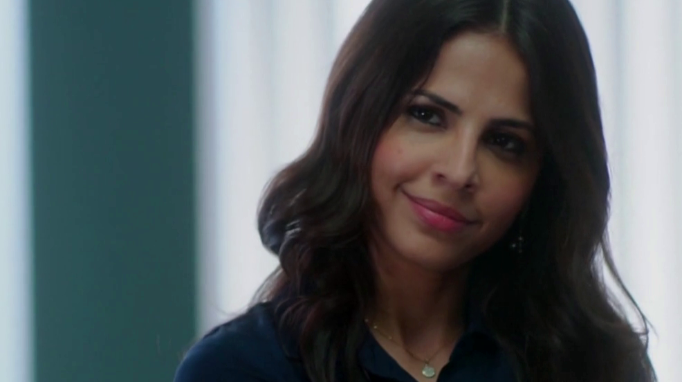 Azita Ghanizada - Alphas 2x02 The Quick and the Dead