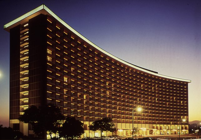 HyattRegencyCenturyPlaza_YamasakiAssociates