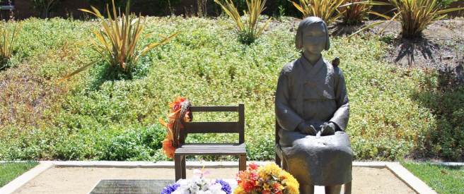 statue_medium_shot_sent_3d6aa18c32bf5ab1f684b9bf2d1571d2.nbcnews-fp-1240-520