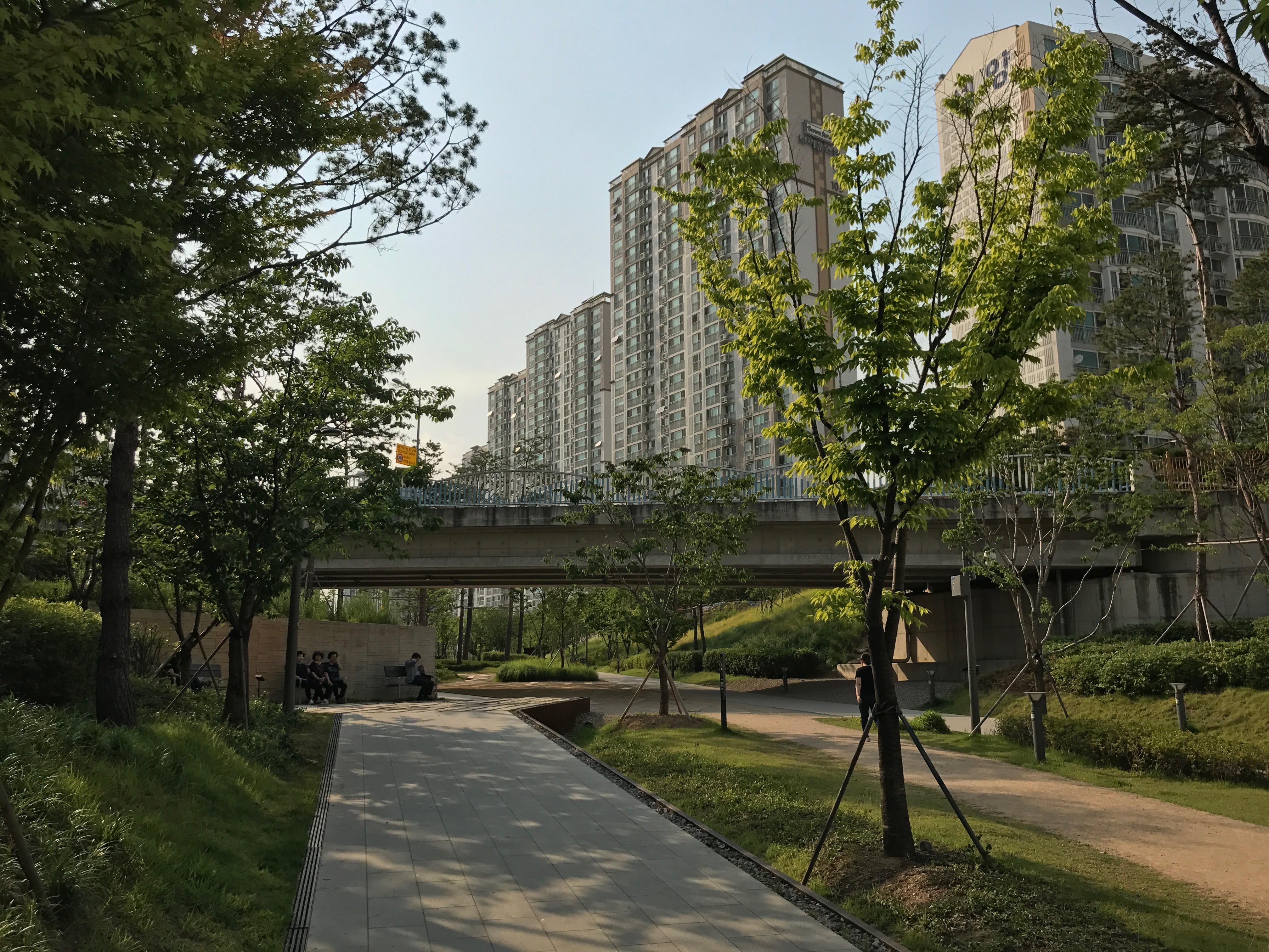 Gyeongui Line Forest Park.