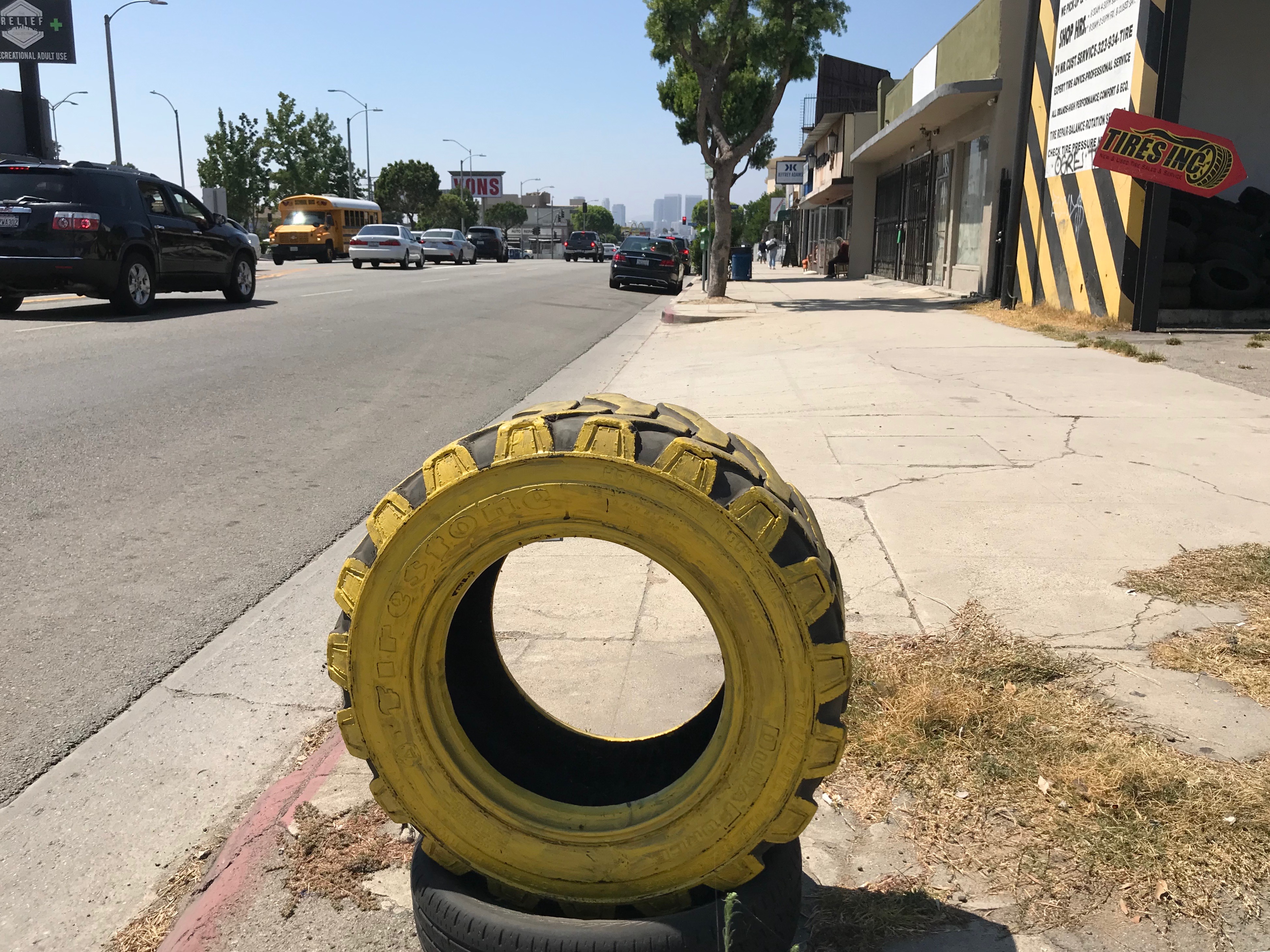 Tire sign