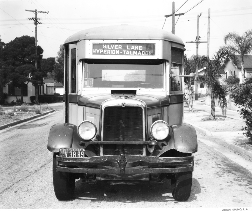 This image has an empty alt attribute; its file name is los-angeles-motor-coach-bus-no.-3107-c.-1940-metro-library-and-archive.jpg